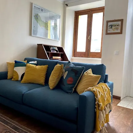 Casa Martinho Cozy Retreat In The Heart Of