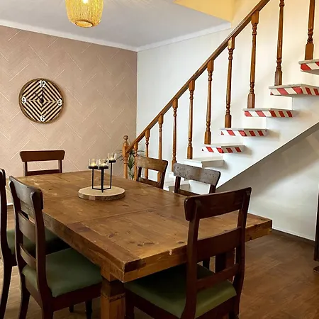 公寓 Casa Martinho Cozy Retreat In The Heart Of *