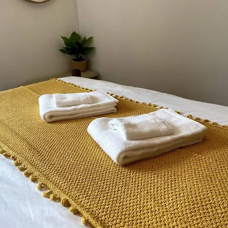 Apartment Casa Martinho Cozy Retreat In The Heart Of *