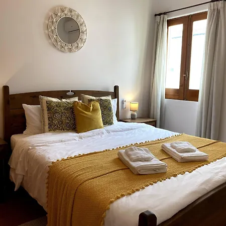 Casa Martinho Cozy Retreat In The Heart Of