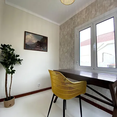 Casa Martinho Cozy Retreat In The Heart Of